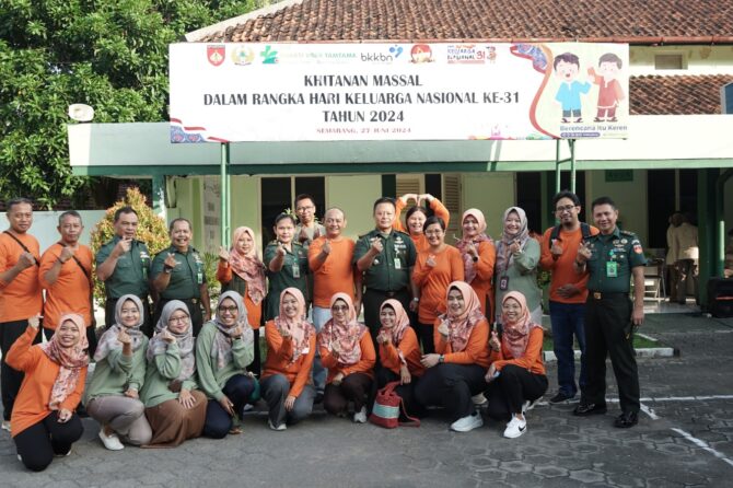 Bhakti Sosial Khitan Masal Gratis merupakan kegiatan Berbagi dalam Rangka Hari Keluarga Nasional ke- 31