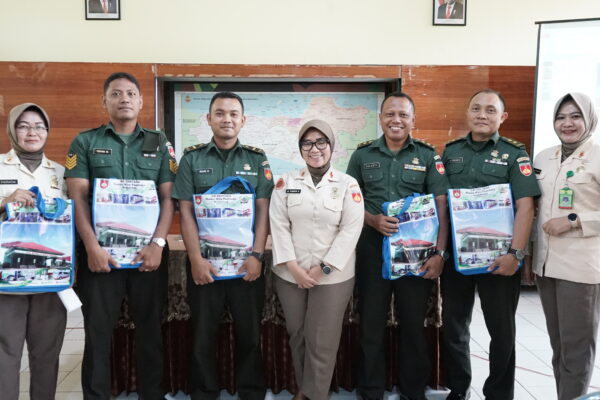 PENYULUHAN KESEHATAN KANKER PROSTAT dan PROMOSI KESEHATAN LAYANAN UNGGULAN RS BHAKTI WIRA TAMTAMA DI PALDAM IV/DIPONEGORO