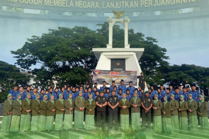 GIAT ZIARAH DALAM RANGKA HUT KESAD KE-80 DI TMP MAKAM PAHLAWAN GIRI TUNGGAL SEMARANG