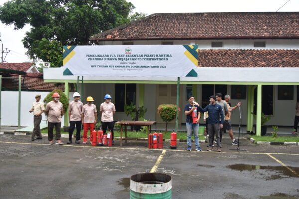 Sosialisasi Penggunaan APAR oleh Tim K3RS RS Bhakti Wira Tamtama
